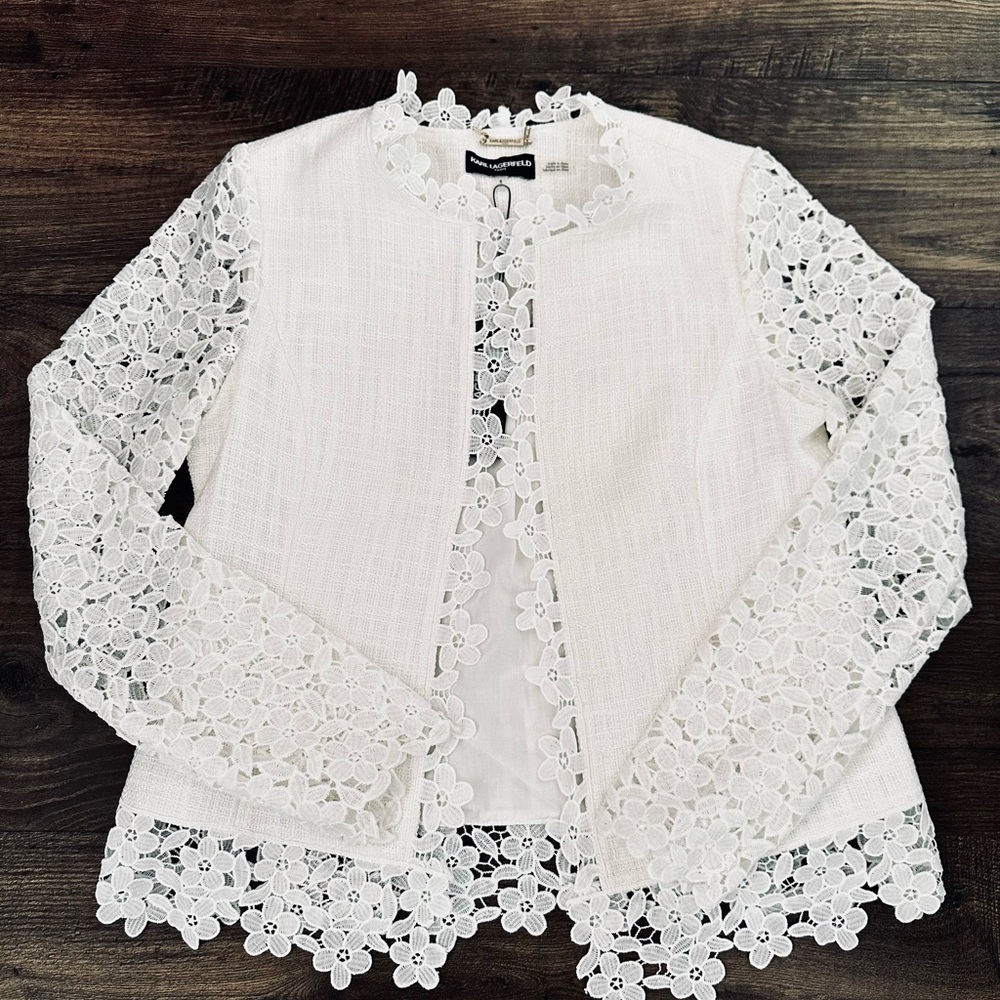 KARL LAGERFELD PARIS White Blazer Twill with Flower Appliqué
